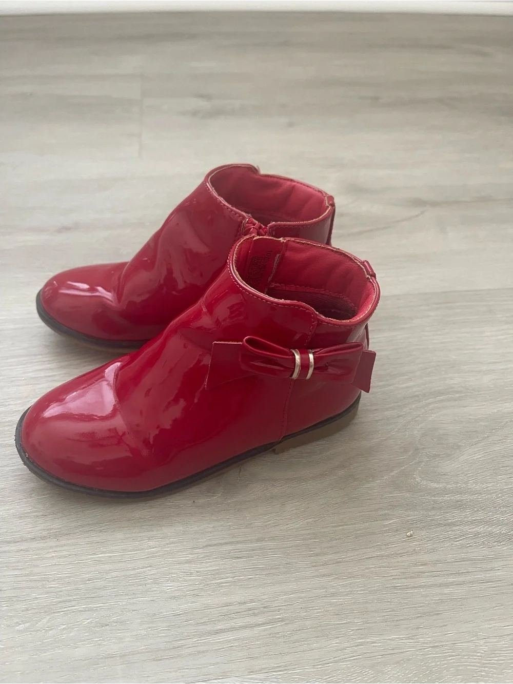 Gymboree glossy red